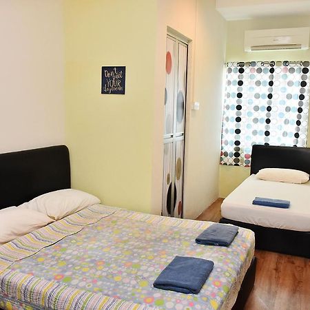 Harbourside Backpackers Hostel SDK Εξωτερικό φωτογραφία